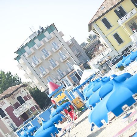 Hotel Alsen Римини Экстерьер фото
