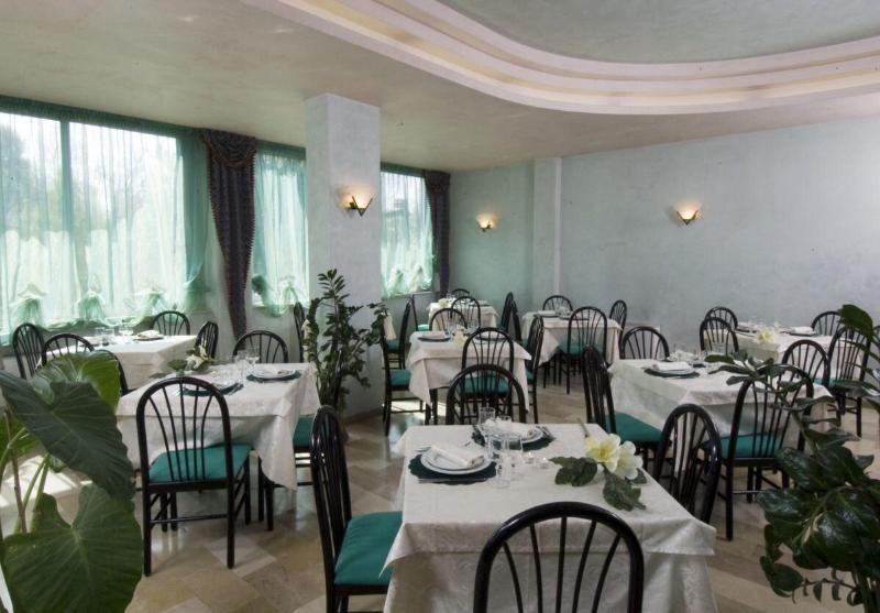 Hotel Alsen Римини Экстерьер фото