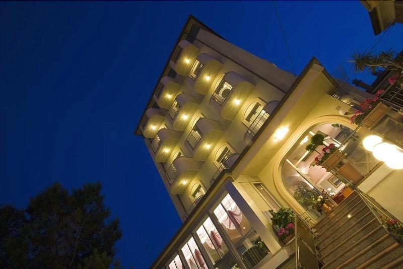 Hotel Alsen Римини Экстерьер фото