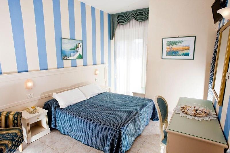 Hotel Alsen Римини Экстерьер фото