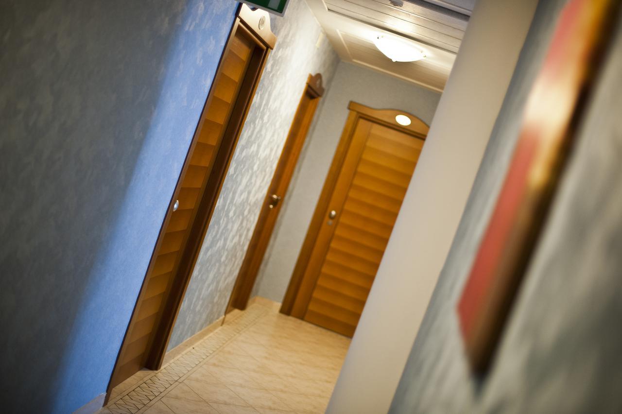 Hotel Alsen Римини Экстерьер фото